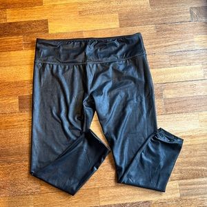 Shiny Black Leggings